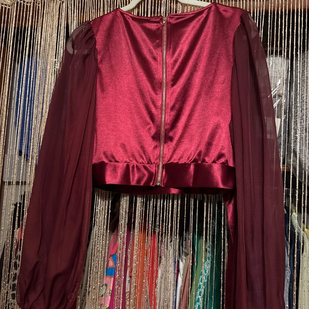 Top - Picture 3 of 5